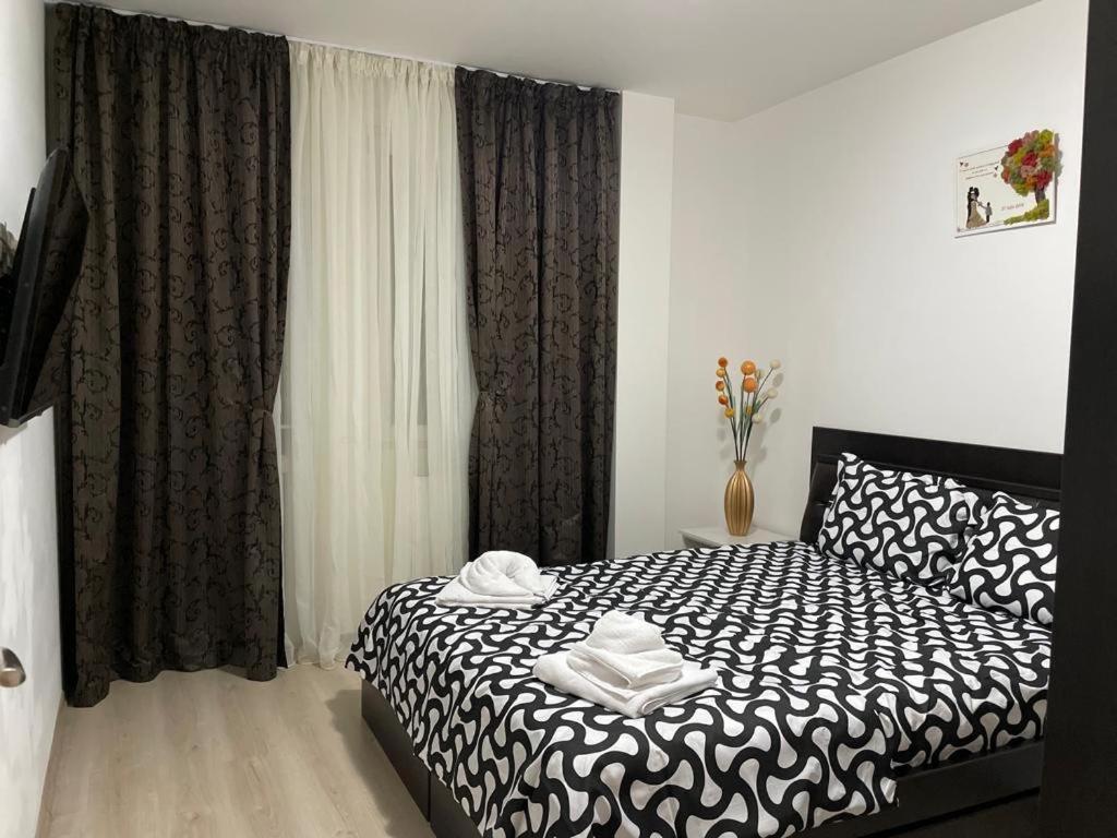 Apartament Ella Тулча Екстериор снимка